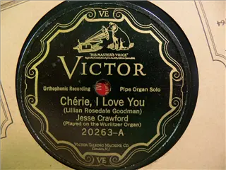 small_victor 20263 a.webp